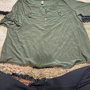 Army Green Blouse 3/4 Sleeve Button Clasp Partial Button Down XL/XXL